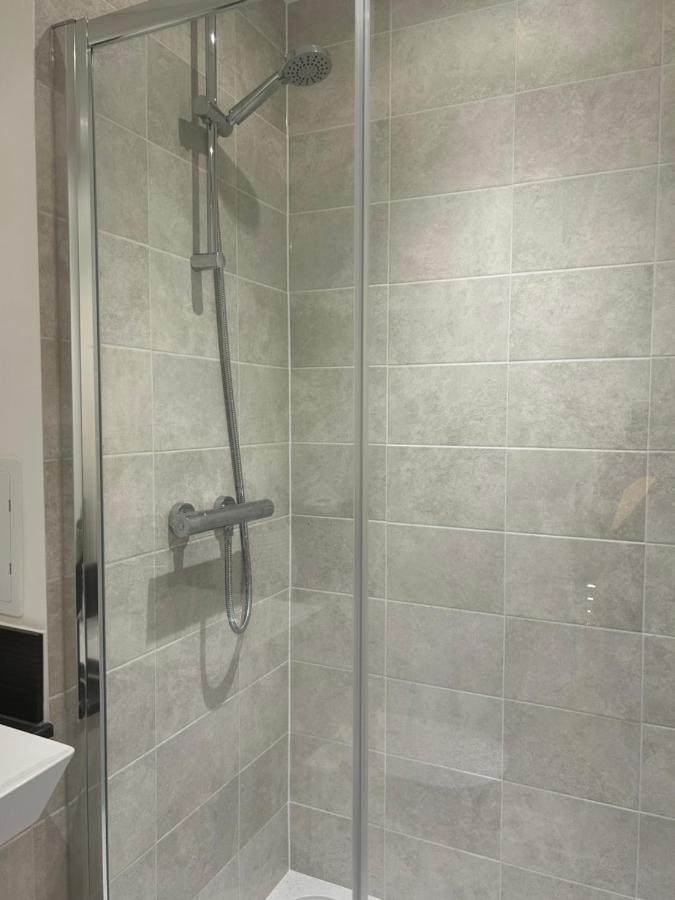 En-Suite Double Room In A Shared Apartment Close To Central ロンドン エクステリア 写真
